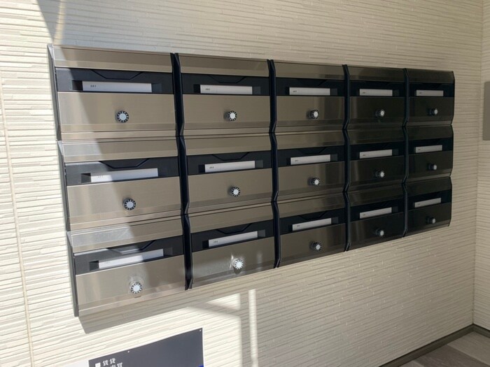 物件外観写真6　(建物設備)