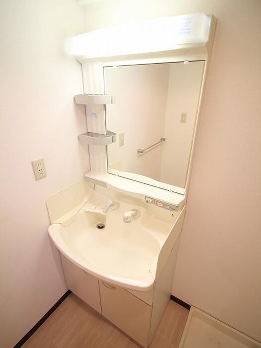 物件内観写真9　(洗面)