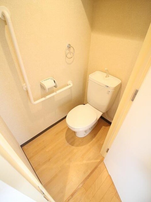 物件内観写真12　(トイレ)