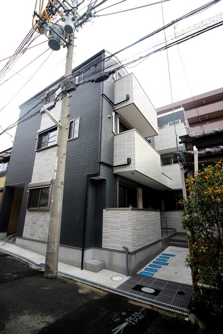 ラヴィータ三国本町外観写真