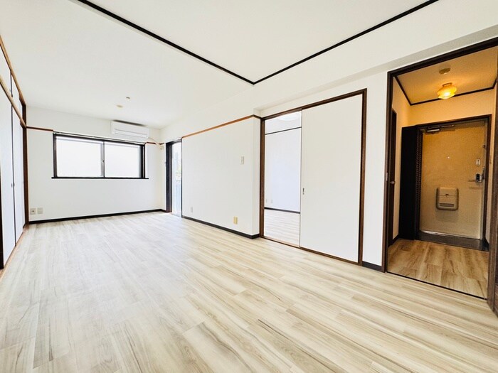 物件内観写真7　(居室)