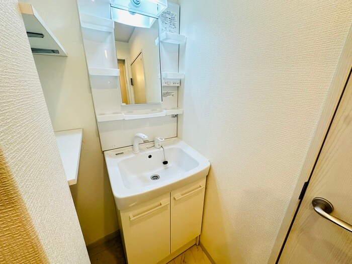 物件内観写真10　(洗面)