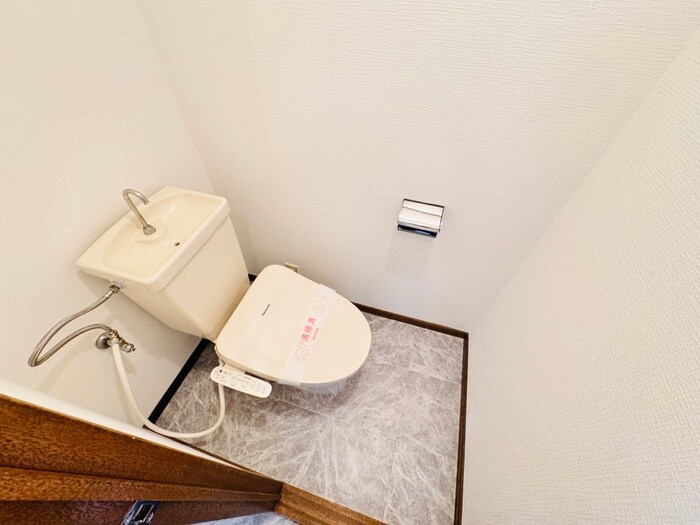 物件内観写真11　(トイレ)