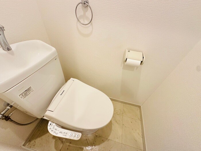 物件内観写真12　(トイレ)