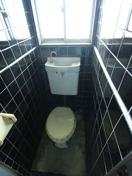 物件内観写真14　(トイレ)