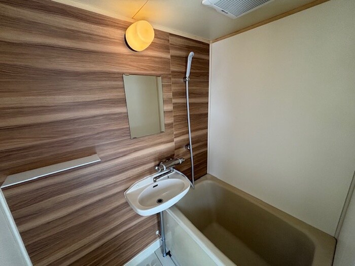 物件内観写真11　(バス／シャワールーム等)