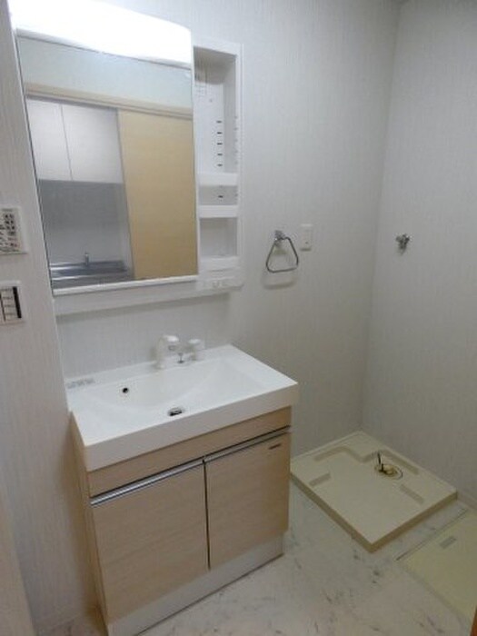 物件内観写真7　(洗面)