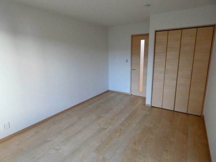 物件内観写真12　(居室)