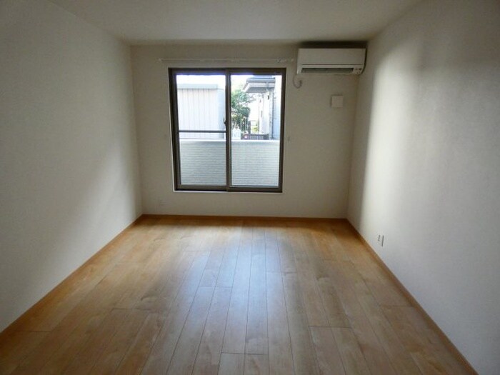 物件内観写真13　(居室)