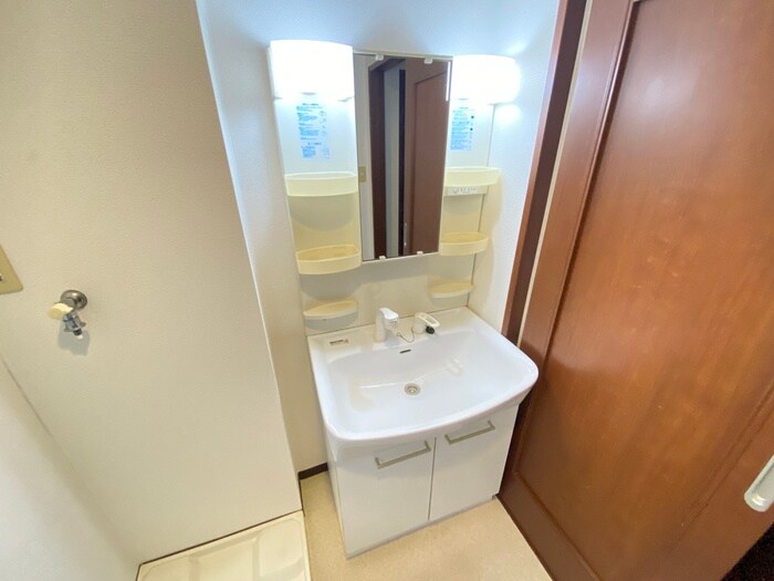 物件内観写真12　(洗面)