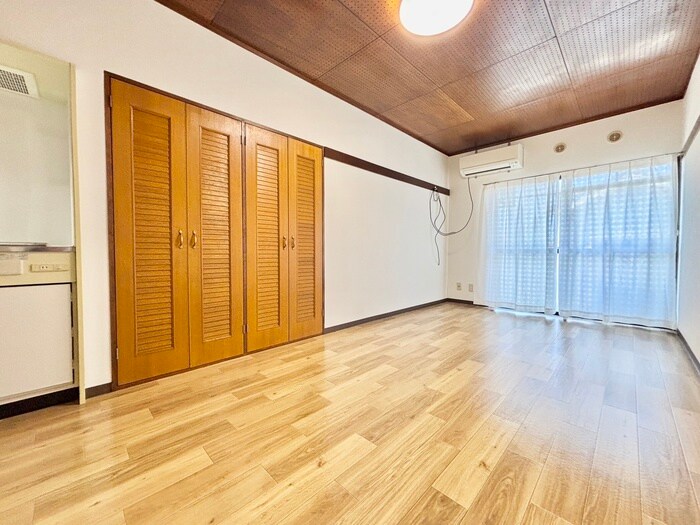 物件内観写真13　(居室)