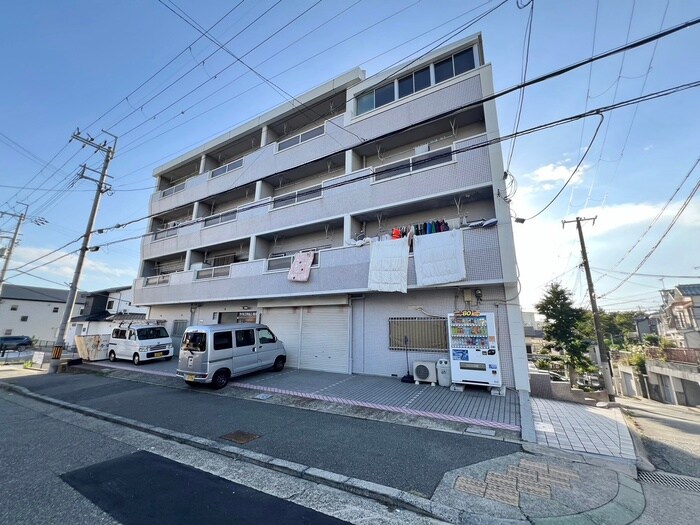 物件外観写真2　(外観写真)