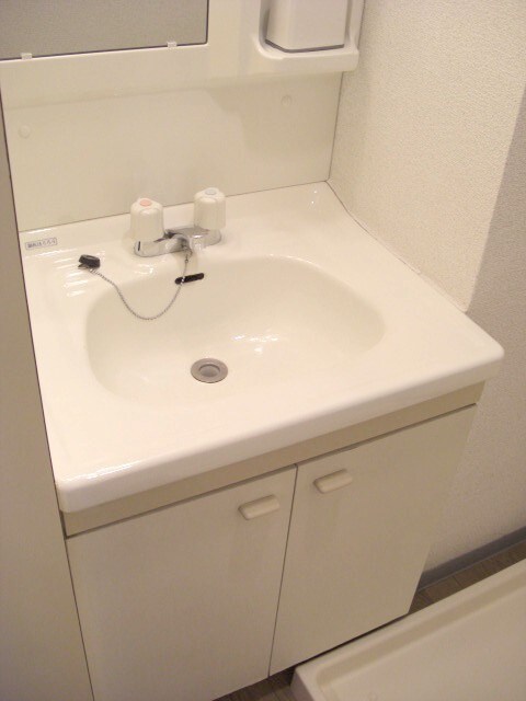 物件内観写真7　(洗面)