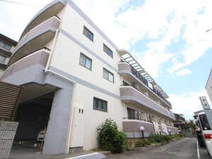 ヴィラマロンヒルズ外観写真