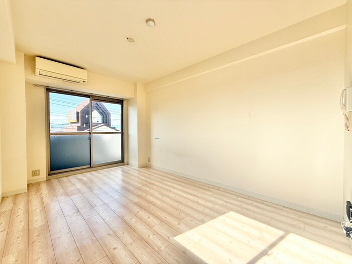 物件内観写真10　(居室)