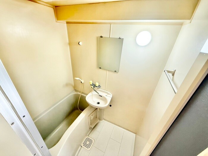 物件内観写真12　(バス／シャワールーム等)