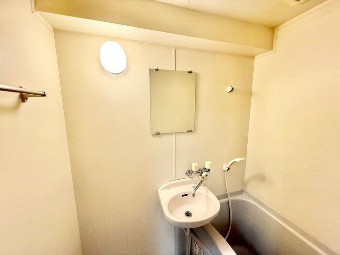 物件内観写真13　(洗面)