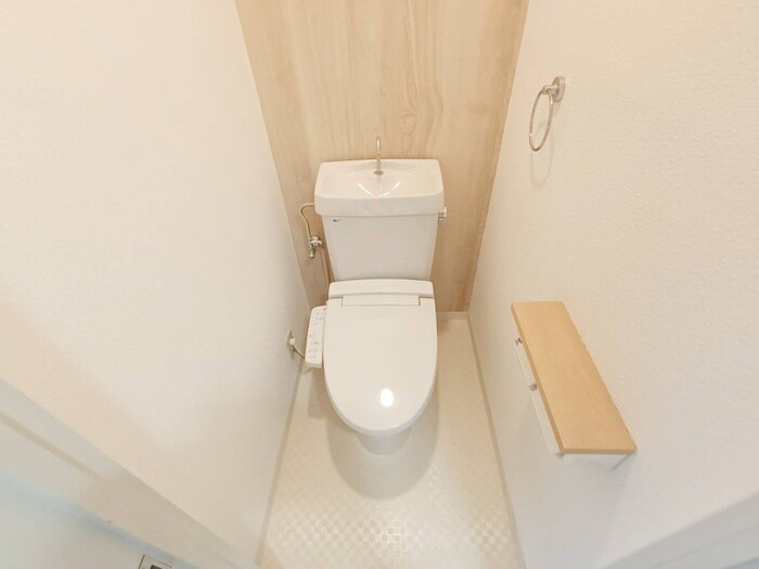 物件内観写真14　(トイレ)
