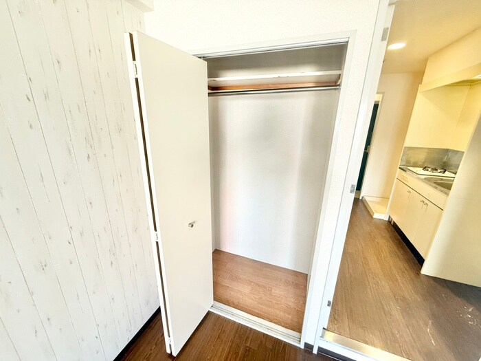 物件内観写真16　(収納)