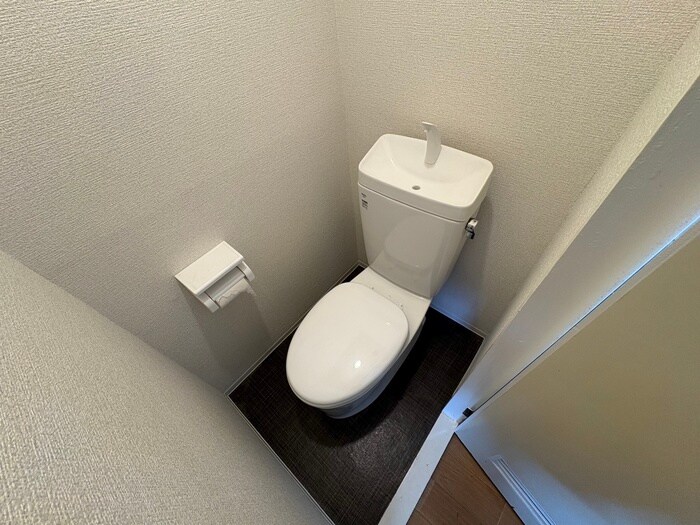 物件内観写真11　(トイレ)