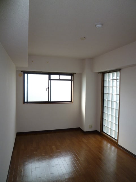 物件内観写真15　(居室)