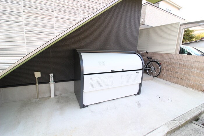 物件外観写真4　(建物設備)