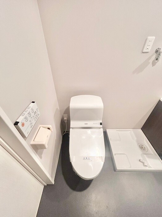 物件内観写真13　(トイレ)