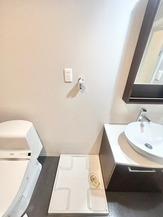 物件内観写真14　(洗濯機置場)