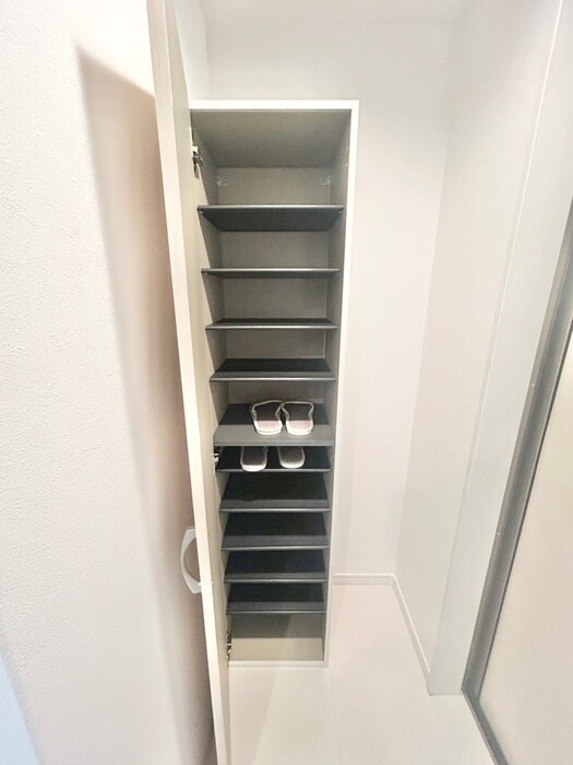 物件内観写真16　(靴箱)