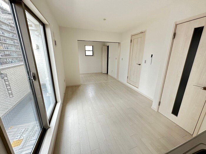 物件内観写真16　(居室)