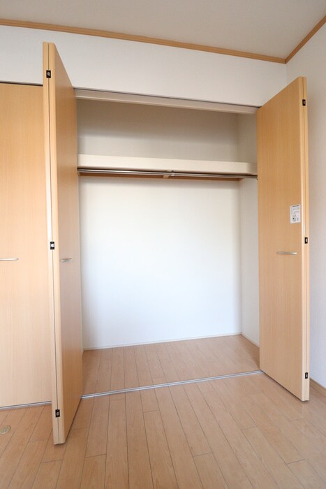 物件内観写真11　(収納)