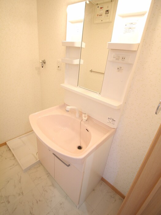 物件内観写真12　(洗面)