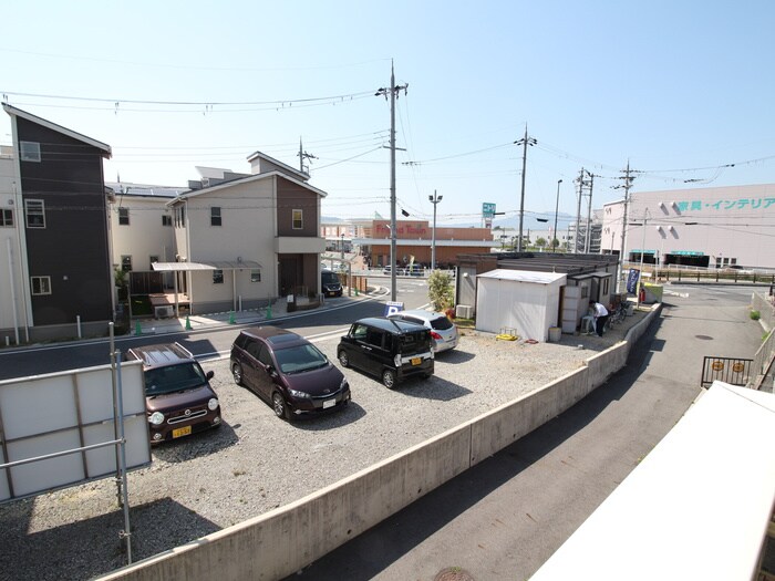 物件内観写真21　(室内からの展望)