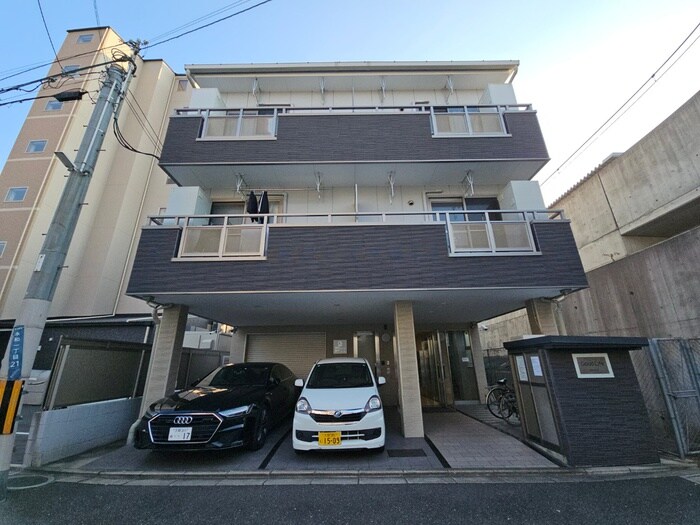 物件外観写真1　(外観写真)