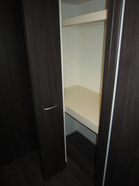 物件内観写真11　(収納)