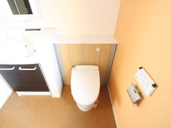 物件内観写真12　(トイレ)