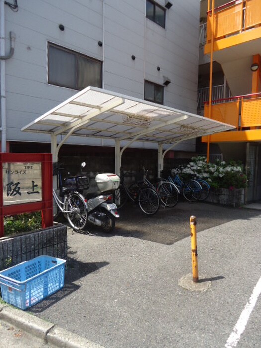 物件外観写真2　(駐輪場)