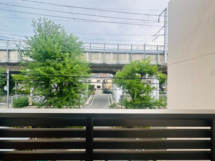 物件内観写真16　(室内からの展望)