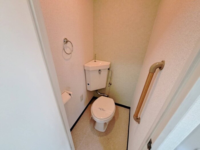 物件内観写真10　(トイレ)