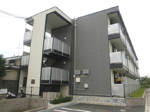 レオパレスアベンダ楽音寺外観写真
