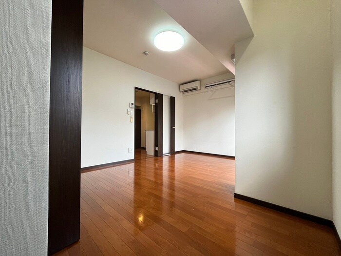 物件内観写真6　(居室)