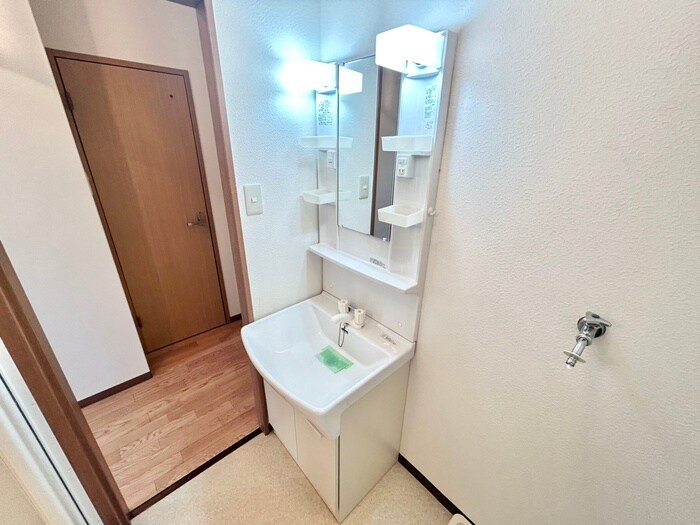 物件内観写真13　(洗面)