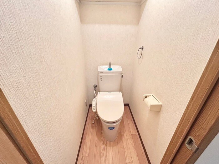 物件内観写真14　(トイレ)