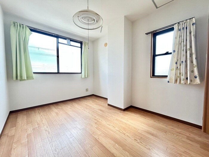 物件内観写真15　(居室)