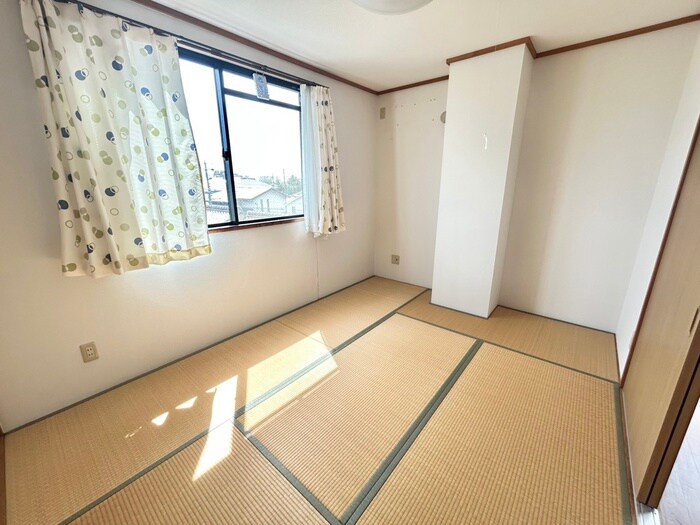 物件内観写真17　(居室)