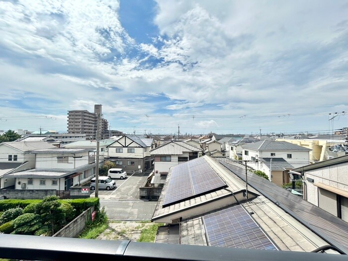 物件内観写真22　(室内からの展望)