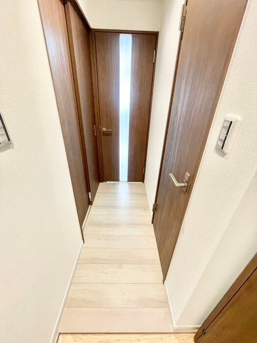 物件内観写真15　(廊下)