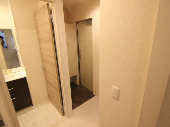 物件内観写真19　(廊下)