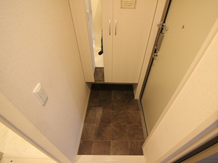 物件内観写真20　(玄関)