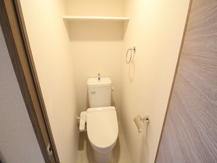 物件内観写真14　(トイレ)